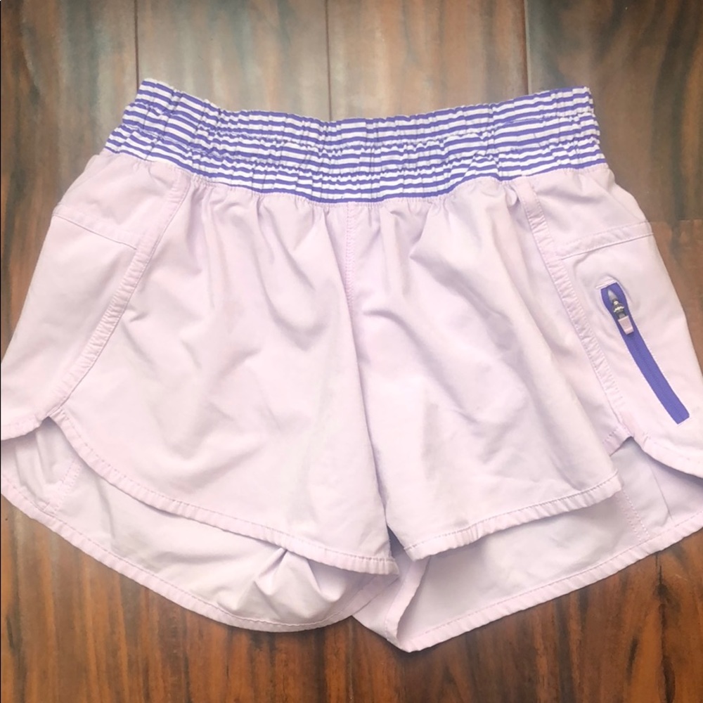 Lululemon tracker shorts lavender purple